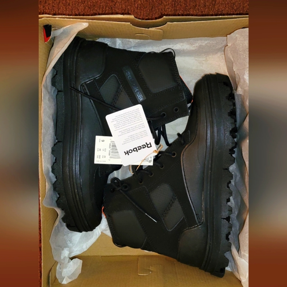 NEW Reebok Club C Sneaker Boots
